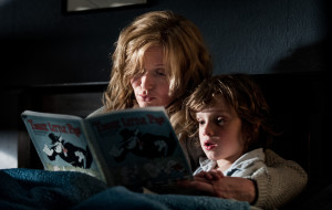 Film in uscita a luglio 2015: Babadook, uno dei film più paurosi e commoventi dell'anno.