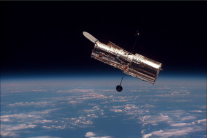 1024px-Hubble_01